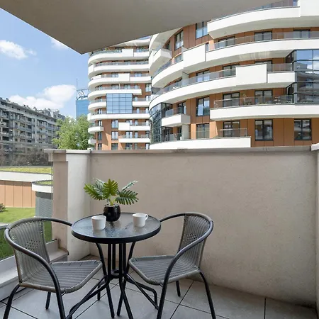 Apartmán Elegancki Z Balkonem Dla 4 Osob By Renters
