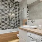 Elegancki Z Balkonem Dla 4 Osob By Renters