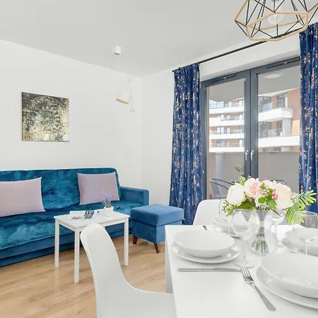 Elegancki Z Balkonem Dla 4 Osob By Renters Krakow